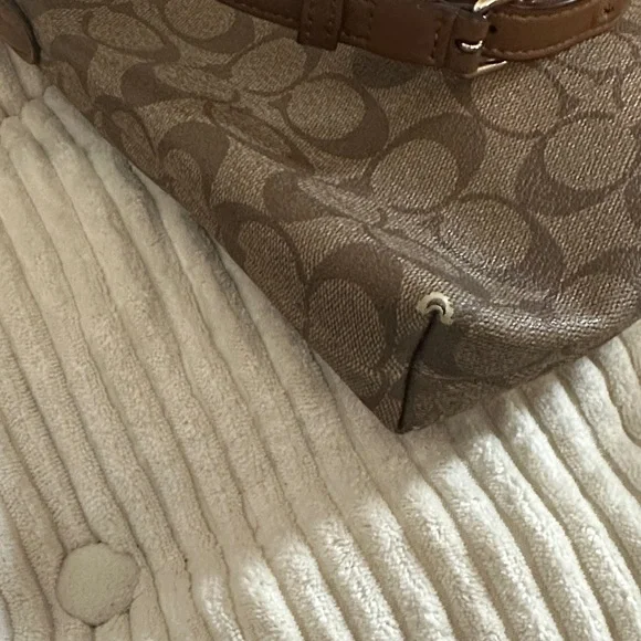 Coach Brown Signature Logo Crossbody with Gold Tone Hardware - Picture 2 of 4